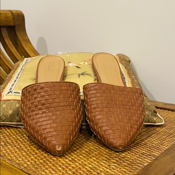 BROWN WAFFLE SLIP ON FLATS - Picture 1 of 3